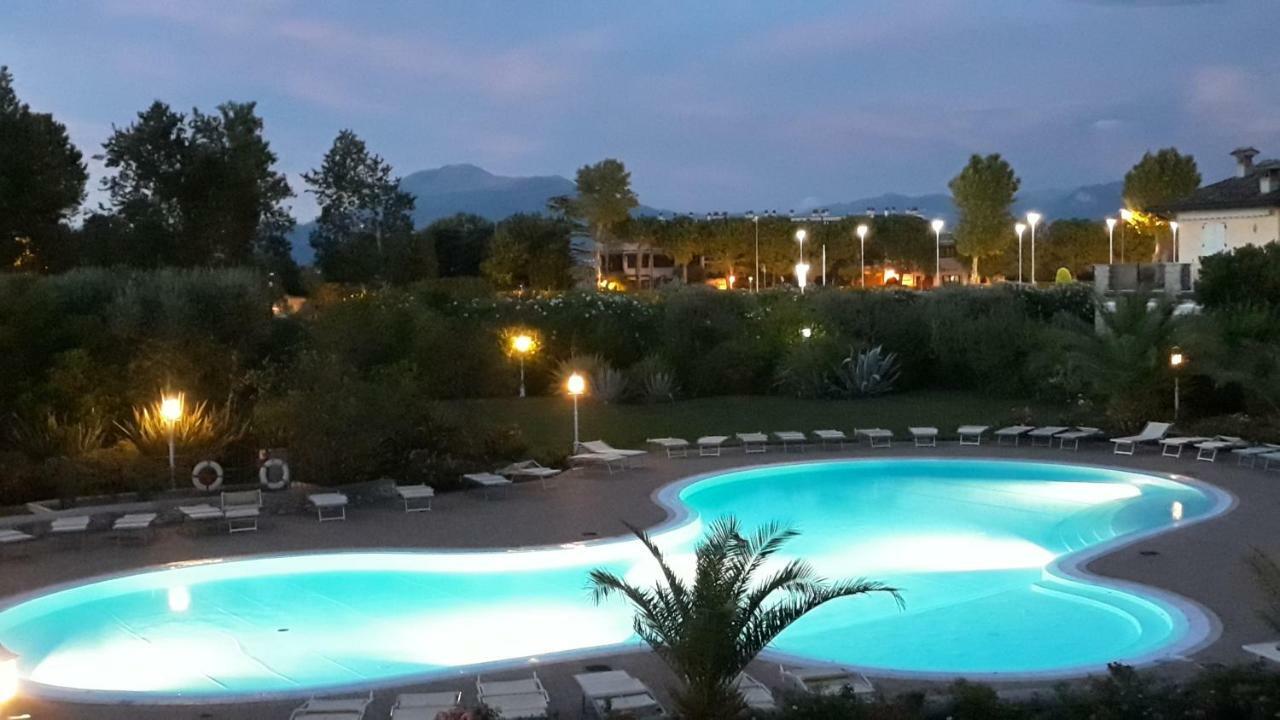 Il Giardino Di Laura - Sirmione Leilighet Eksteriør bilde